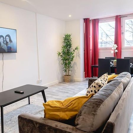 2 Bed With Free Parking Lägenhet London Exteriör bild