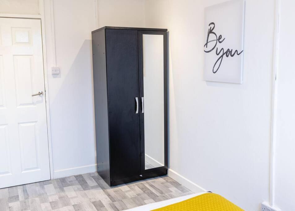2 Bed With Free Parking Lägenhet London Exteriör bild